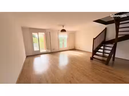 charmant f3 duplex avec balcon & garage – strasbourg neudorf
