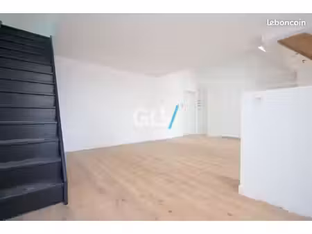 appartement 2 pièces 56 m²
