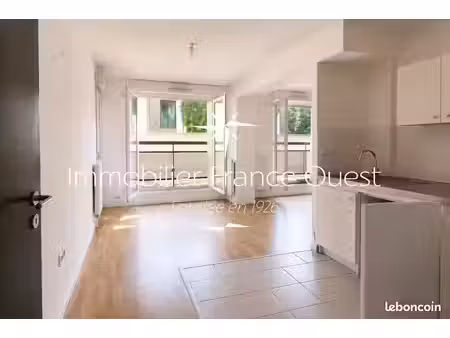 studio 1 pièce 34 m²