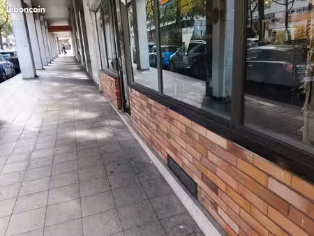 boutique centre ville 100 m2