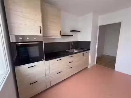 location meublée appartement 2 pièces 48 m² à lyon 3ème (69003), 1 050 €