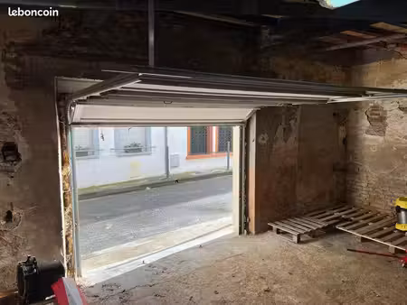 rare garage 30 m² à louer – centre-ville de montauban – voiture + stockage