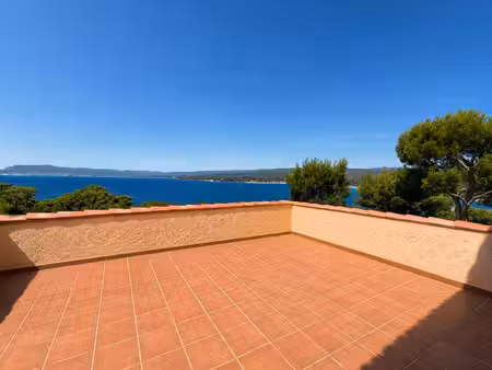 3 pièces avec terrasse – domaine privé de la madrague – saint-cyr-sur-mer