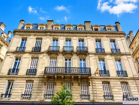 bordeaux hypercentre - proche cours alsace lorraine ? élégance & raffinement pour ce logem