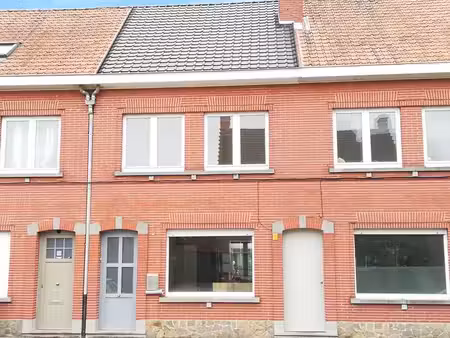 gezellige woning met 3 slaapkamers te huur in nieuwkerken...