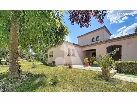maison 6 pièces 192 m²