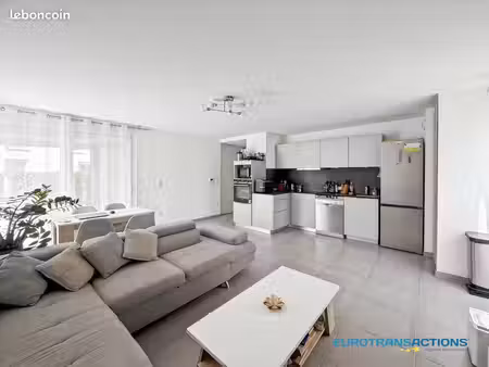 appartement 3 pièces 69 m²