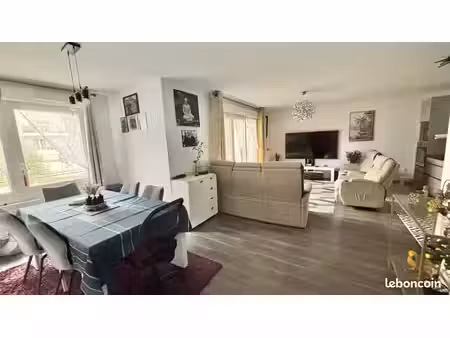 appartement 4 pièces 76 m²