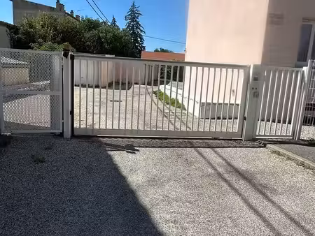 garage sécurisé en copropriété en vente