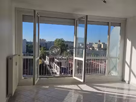 appartement t4 - bron