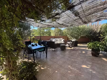 valence - maison 2 chambres, grande terrasse, sous sol et garage