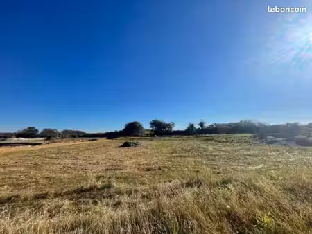 terrain 354 m² lesneven