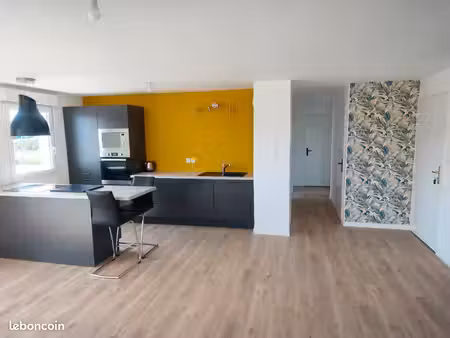 appartement 3 pièces – parking + cave – cavale blanche