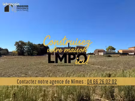terrain 1 067 m² uzes