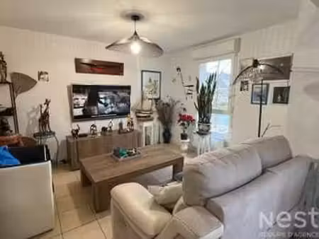 vente appartement 4 pièces à landévant (56690) : à vendre 4 pièces / 77m² landévant