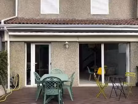 location appartement chambre à bordeaux (33000) : à louer chambre / 12m² bordeaux