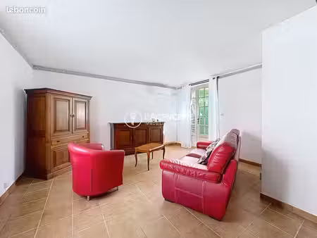 maison 3 pièces 81 m²