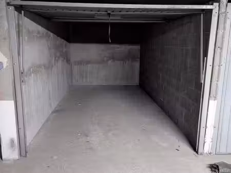 garage à louer