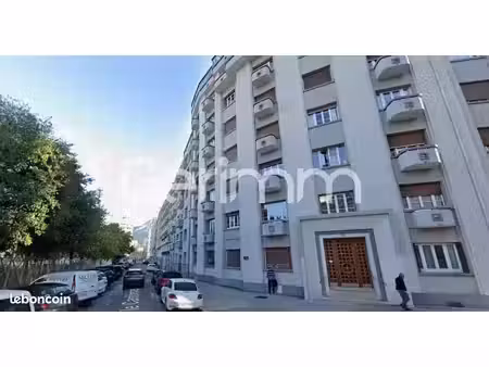 garage/box 13 m² grenoble