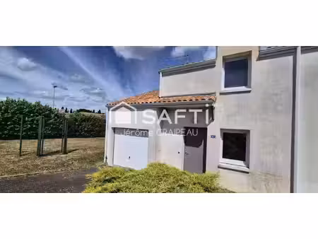 maison 3 chambres avec jardin et garage - secteur clinique - la roche sur yon