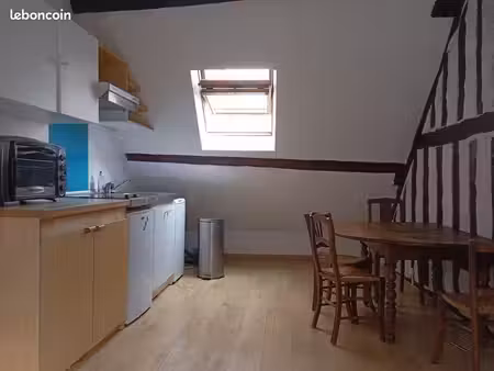 coeur de ville 2 p meublé et rénové 40m² au sol