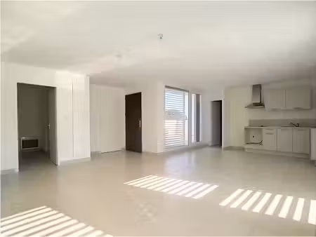 location appartement 78 m² à beziers (34500), 780 €