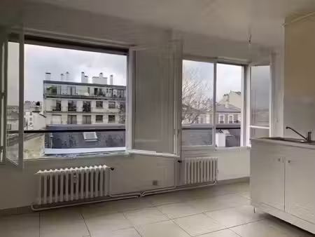 location meublée appartement 1 pièce 24 m² à versailles (78000), 790 €