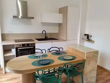location meublée appartement 2 pièces 34 m² à amiens (80000), 840 €