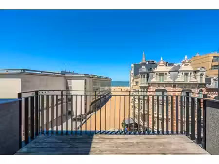 magnifiek appartement met terras en zeezicht te oostende