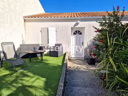 maison 6 pièces - 166 m²