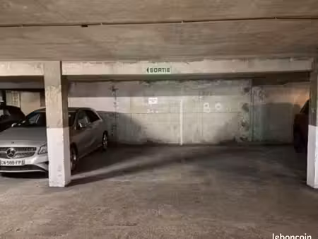 stationnement parking sécurisé
