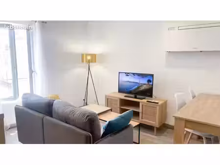 très beau t2 32 m² meublé climatisé