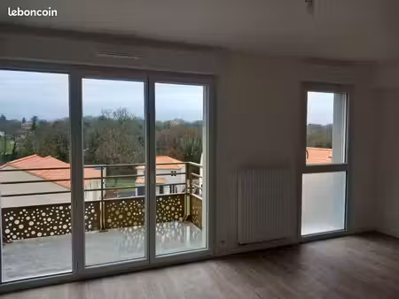 appartement t2 bourg sous la roche