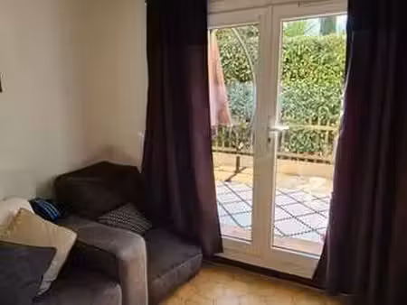 location maison à six-fours-les-plages (83140) : à louer / 44m² six-fours-les-plages