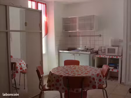 toulon studio meuble etudiants militaires