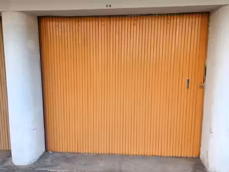 parking privé box