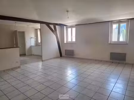 vente immeuble 236.35 m² à vierzon (18100), 85 760 €