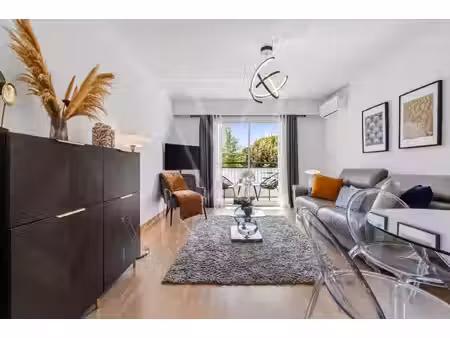 studio rénové – quartier montfleury, cannes