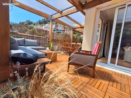 t2 avec sa terrasse