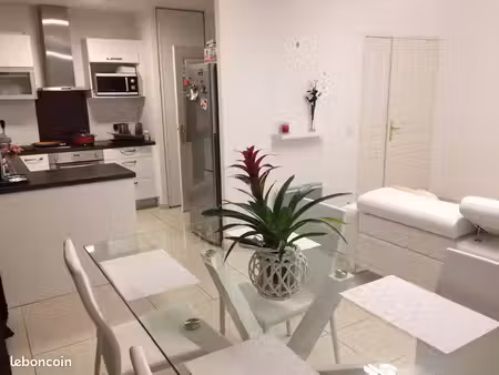 direct propriétaire t2 53m2 corniche fleurie