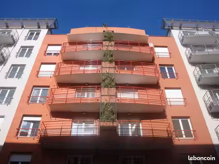 appartement nice riquier - t2 de 41m² avec piscine, balcon, parking et clim réversible