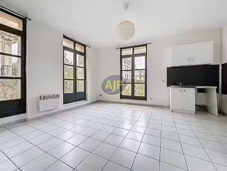 2 pièces à vendre - cours belsunce - marseille 01