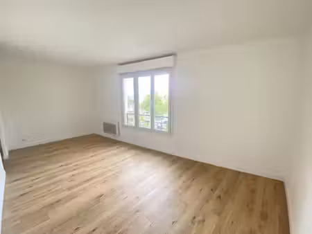 studio - 26m² - rueil malmaison - location vide