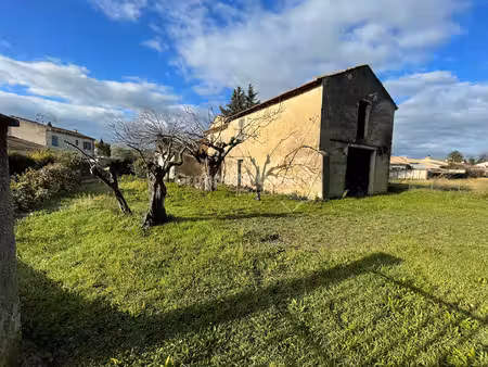 a vendre-exclu carpentras-batisse