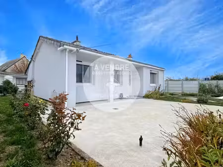 proche gare et commerces, maison plain-pied