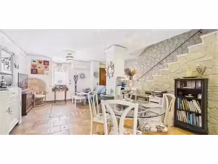maison avec piscine et terrasse cavaillon (84)