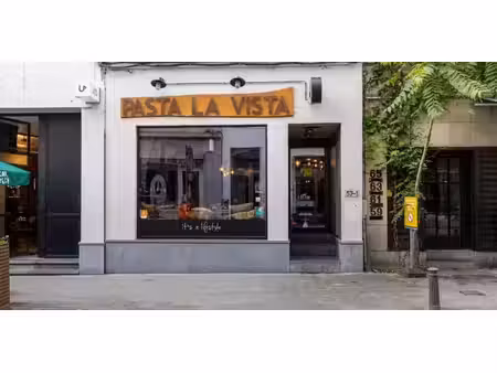 bien commercial à vendre à gent pour € 330.000