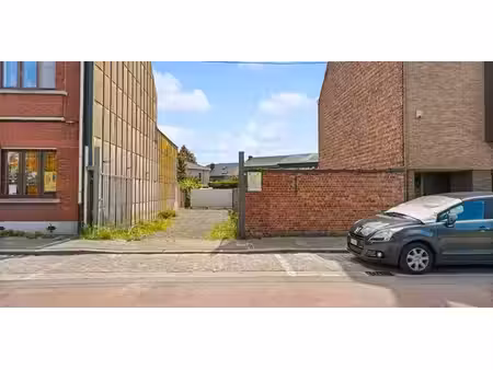 garage à louer à gent pour € 2.000