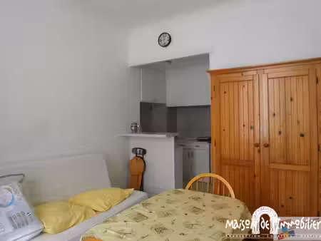 a louer à cognac centre-ville - studio meublé en rez-de-chau