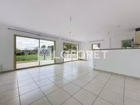 location maison à thouars (79100) : à louer / 125m² thouars